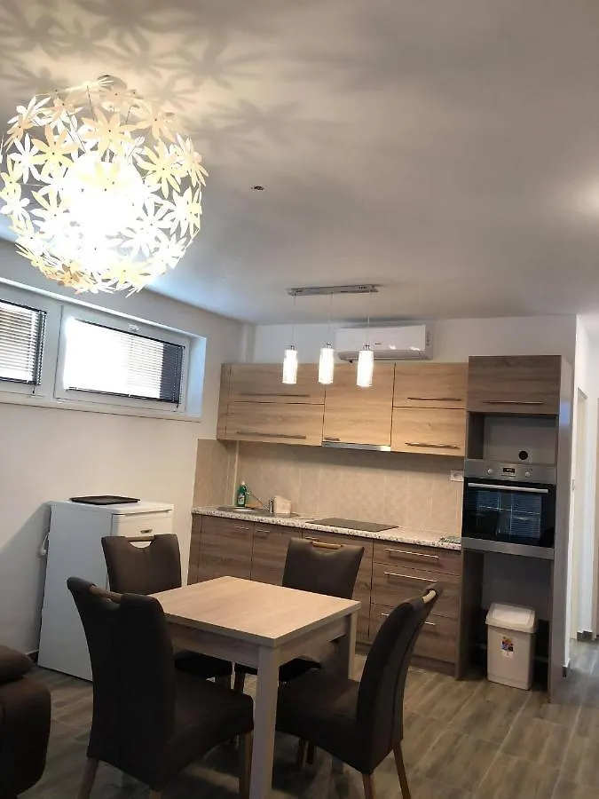 Barbi Apartman Apartman Hajdúszoboszló 0*,